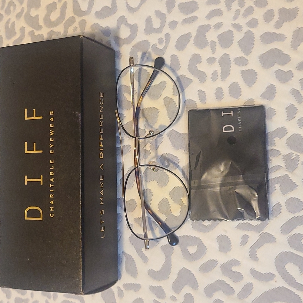 Diff Eyewear Blue Light Blocking Glasses (MSRP $49)